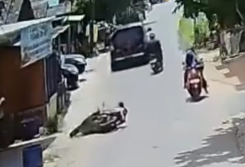 Tangkapan layar dari media sosial aksi jambret yang terjadi di Bengkong Sabtu (21/2/2026). Matapedia6.com/ Istimewa