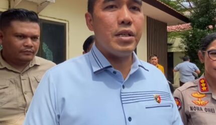 Direktur Reskrimum Polda Kepri, Kombes Pol Ronni Bonic saat memberikan keterangan di Mapolda Kepri, Kamis (26/2/2026). Matapedia6.com/Istimewa