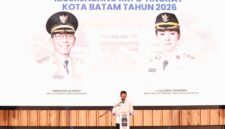 Wali Kota Batam Amsakar Achmad saat memberikan pengarahan pada pembukaan musrembang tingkat Kota Batam, yang dilaksanakan di Grand Mercure Batam Centre, Kamis (5/3/2026). Mataledia6.com/Diskominfo