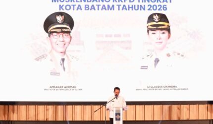 Wali Kota Batam Amsakar Achmad saat memberikan pengarahan pada pembukaan musrembang tingkat Kota Batam, yang dilaksanakan di Grand Mercure Batam Centre, Kamis (5/3/2026). Mataledia6.com/Diskominfo