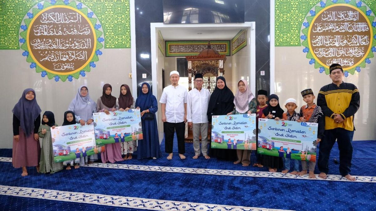 Pertamina Patra Niaga menggelar tausiyah dan santunan anak yatim di Masjid Taqwa Kantor Pertamina Patra Niaga Regional Sumbagut, Medan, Jumat (6/3/2026). Foto:Istimewa