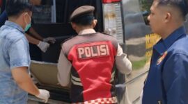 Polisi saat melakukan olah tempat kejadian perkara di rumah kos tempat korban ditemukan meninggal di kawasan Perumahan Family Dream, Kecamatan Nongsa, Kota Batam, Provinsi Kepri, Selasa (10/3/2026). Matapedia6.com/Istimewa