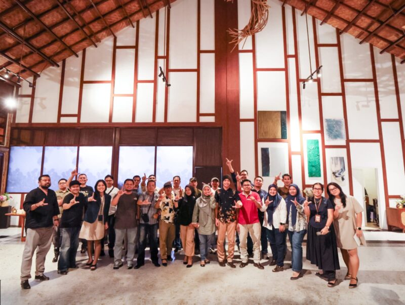 Manejemen Panbil Group buka puasa bersama sejumlah media di Kayu Merah pada Kamis (12/3/2026). Foto:Istimewa