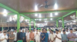 Wakil Ketua I DPRD Kota Batam bersama tim dan relawan Partai Gerindra dari Kecamatan Sekupang, Belakang Padang, Bulang, dan Galang dalam agenda silaturahmi serta buka puasa bersama di kawasan Patam Lestari, Jumat (13/3/2026). Foto:Istimewa