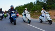 Amsakar dan Li Claudia saat Riding Bareng Komunitas Vespa. Foto:Humas BP Batam