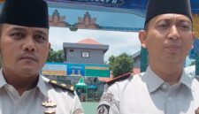 Kepala Lapas Kelas IIA Batam, Yosafat Rizanto di dampingi Kepala Pengamanan Lapas saat memberikan komentar remisi IdulFitri di Lapas Kelas IIA Batam, Sabtu (21/3/2026). Matapedia6.com/Luci
