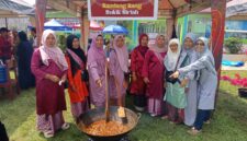 Silaturahmi masyarakat Matua. Foto:Yogi/matapedia