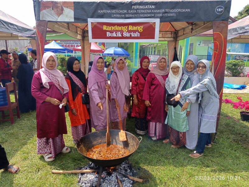 Silaturahmi masyarakat Matua. Foto:Yogi/matapedia