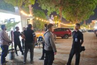 Anggota kepolisian dari Sektor Polsek Batam kota saat mendatangi lokasi percobaan pencurian kabel listrik di daerah Batam Centre, Rabu (25/3/2026). Matapedia6.com/Dok Polsek