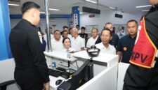 Amsakar dan Li Claudia sidak ke pelabuhan Batam Center dan Harbourbay, Selasa (31/3/2026). Foto:Humas BP Batam