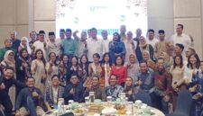 DPC Peradi Batam gelar buka puasa bersama dengan anak yatim di Hotel Haris Batam Center pada Jumat (6/3/2026). Foto:Rega/matapedia