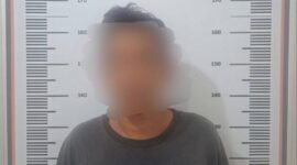 Terduga pelaku saat diamankan Polsek Sagulung. Foto:Ist