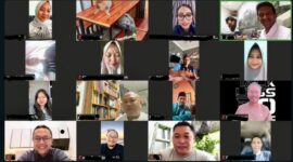 Para pegawai pemko Batam mengikuti zoom di WFH pada Jumat (24/4/2026). Foto:KataBatam