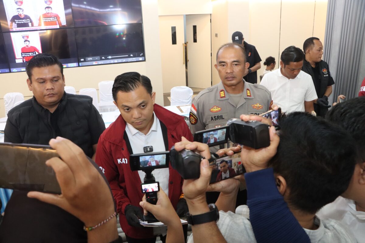 Polisi ungkap pencurian rayap besi dalam jumpa pers pada Selasa (7/4/2026). Foto:Dok.Humas Polresta Barelang