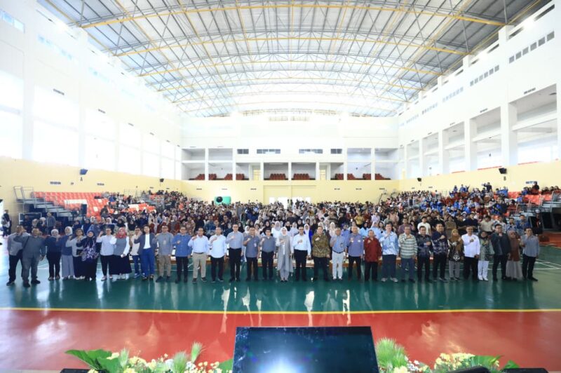 OJK bersama investor beberapa hari lalu. Foto:Ist