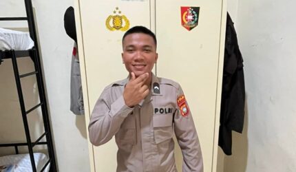 Bripda Natanael Simanungkalit semasa masih hidup dengan mengenakan seragam Polri, Selasa (14/4/2026). Matapedia6.com/Istimewa