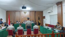 Empat polisi menjalani proses sidang kode etik di Polda Kepri, Jumat (17/4/2026). Foto: Humas Polda Kepri
