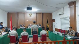 Empat polisi menjalani proses sidang kode etik di Polda Kepri, Jumat (17/4/2026). Foto: Humas Polda Kepri