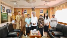 Tim Pansus Perda LAM DPRD Batam temui wali Kota Batam Amsakar Achmad bahas  penguatan perda dari segi anggaran, di kantor wali Kota Batam, Senin (20/4/2026). Matapedia6.com/Diskominfo