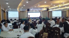 Ratusan guru tingkat Sekolah Menengah Pertama Negeri (SMPN) di kota Batam ikuti pelatihan peningkatan kompetensi yang digelar Dinas Pendidikan Kota Batam di Golden View Hotel, Senin (20/4/2026). Matapedia6.com/Luci