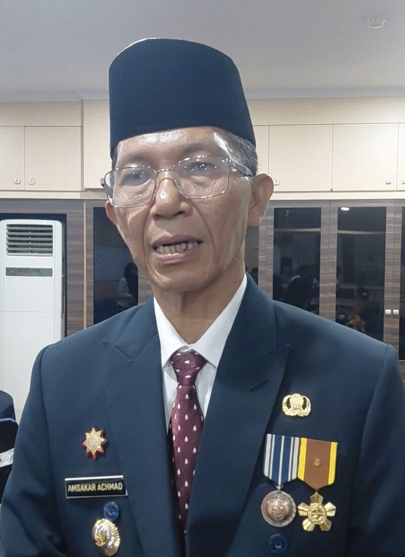 Wali Kota Batam Amsakar Achmad