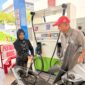 Operator SPBU di wilayah Medan. Foto:ist
