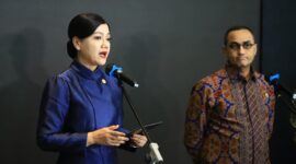 Ketua Dewan Komisioner OJK, Friderica Widyasari Dewi. Foto:OJK Kepri