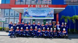 Komisaris utama Pertamina tinjau FT Sei Siak Pekanbaru. Foto:Istimewa