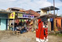 Salah satu toko yang beroperasi 24 jam di kawasan Handil yang menjadi sasaran para pelaku penipuan di Jambi,Jumat (24/4/2026). Matapedia6.com/Ali