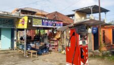 Salah satu toko yang beroperasi 24 jam di kawasan Handil yang menjadi sasaran para pelaku penipuan di Jambi,Jumat (24/4/2026). Matapedia6.com/Ali