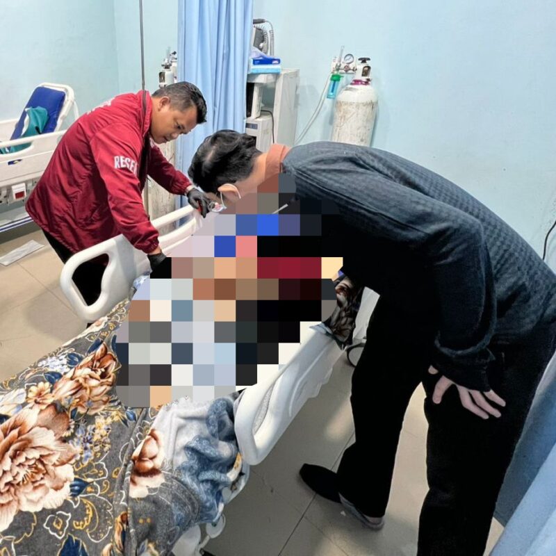 Jenazah korban saat berada di rumah sakit. Foto:Dok.Polsek Batu Aji