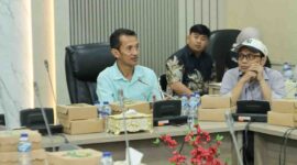 Pansus DPRD Batam bahas ranperda LAM. Foto:Istimewa