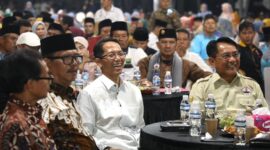 Wali kota Batam Amsakar Achmad saat hadir pelantikan pengurus PKDP dan Gempar pada Sabtu (2/5/2026). Foto:Diskominfo