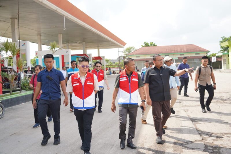 Pertamina Patra Niaga sidak bersama DPR di wilayah Pekanbaru. Foto:Ist