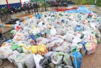 Ratusan timah ilegal diamankan Satpolairud Karimun. Foto:Humas Polda Kepri