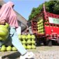 Warga saat membeli gas tiga kilogram di wilayah Medan. Foto:Istimewa