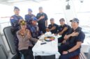 Polda Kepri bersama dengan polisi Singapura. Foto:Ist