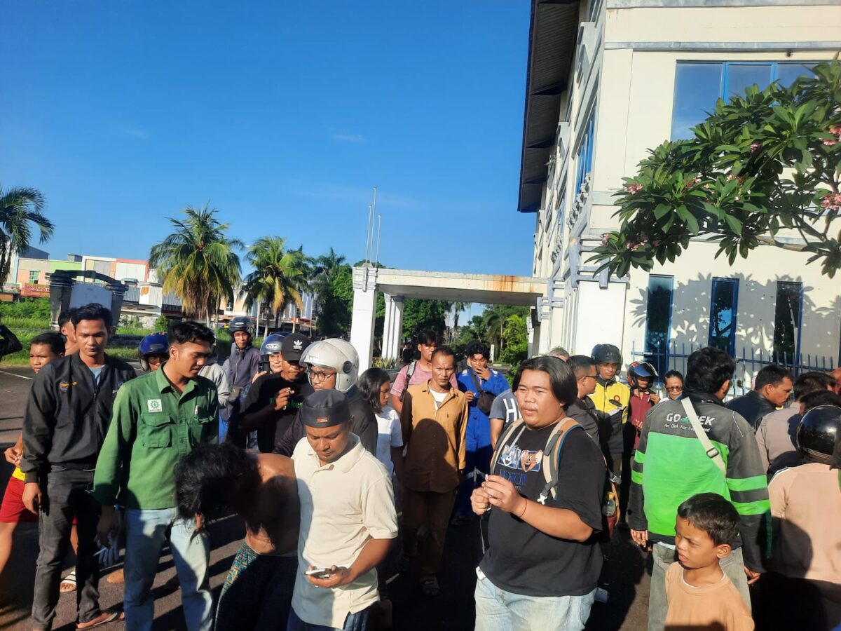 petugas segera mendatangi lokasi dugaan pencurian kabel di Gedung Saka Kencana Kepri, Kelurahan Baloi Permai, Kecamatan Batam Kota, Kamis (14/05/2026). Foto:Humas Polresta Barelang