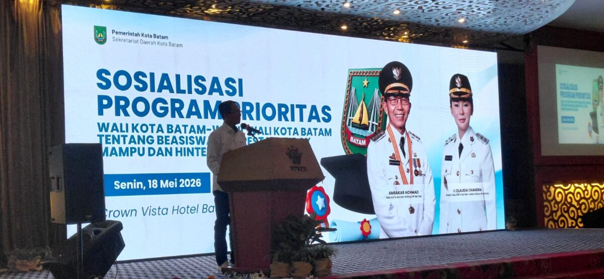 Wali Kota Batam Amsakar Achmad saat memberikan sambutan pada sosialisasikan program prioritas Wali Kota dan Wakil Wali Kota Batam di Hotel Vista, Senin (18/5/2026). Matapedia6.com/Luci