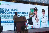 Wali Kota Batam Amsakar Achmad saat memberikan sambutan pada sosialisasikan program prioritas Wali Kota dan Wakil Wali Kota Batam di Hotel Vista, Senin (18/5/2026). Matapedia6.com/Luci