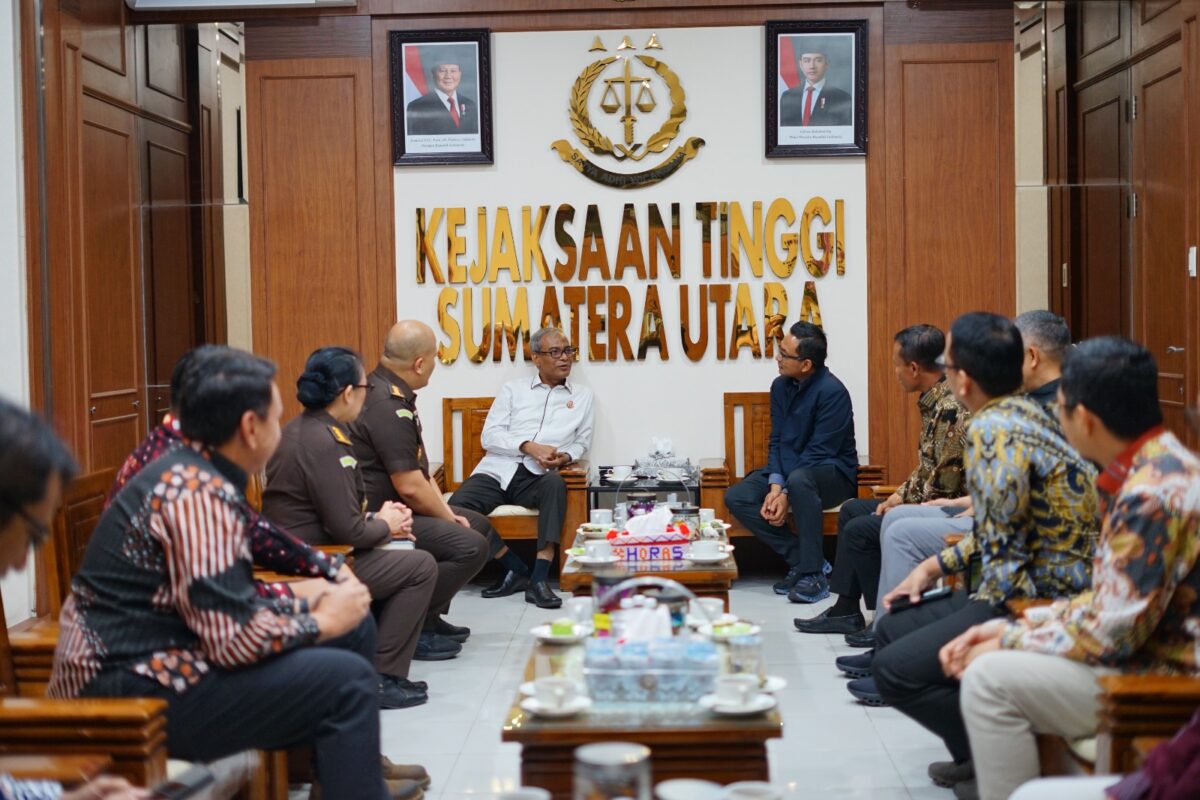 Pertamina Patra Niaga dengan Kejaksaan Tinggi Sumatera Utara guna mendukung tata kelola perusahaan yang akuntabel sekaligus menjaga kelancaran distribusi energi di wilayah Sumatera Utara dan sekitarnya, Selasa (19/5/2026). Foto:Istimewa