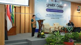 Ketua Dewan Audit merangkap Anggota Dewan Komisioner OJK, Sophia Wattimena. Foto:OJK Kepri
