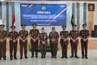 Kepala Kejaksaan Tinggi Kepulauan Riau, J. Devy Sudarso, melantik dan mengambil sumpah sejumlah pejabat Eselon IV di lingkungan Kejati Kepri, Senin (25/5/2026). Foto:Ist