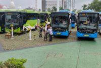 Bus trans Batam yang baru untuk memperkuat layanan transfortasi di Kota Batam saat di barisan di engku Putri Batam Centre, Selasa (26/5/2026). Matapedia6.cm/luci