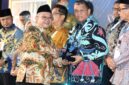Sekretaris daerah kota Batam Firmansyah saat menerima penghargaan dari Kemendikbud di Jakarta, Senin (25/5/2026). Matapedia6.com/Diskominfo