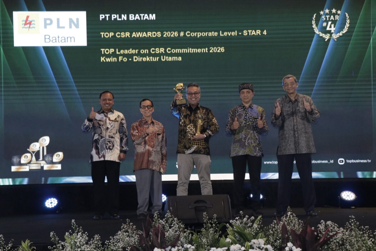 PLN Batam raih penghargaan Top CSR. Foto:Ist