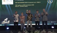 PLN Batam raih penghargaan Top CSR. Foto:Ist