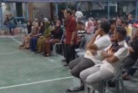 Salah satu warga Puskopkar Darma yang terdampak penundaan pembayaran WTO saat bertemu pihak kelurahan, Sabtu (2/5/2026). Foto:Ist