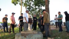 Plh Kepala BP Batam Li Claudia Chandra saat meninjau saluran drainase di beberapa titik wilayah Batam, Kamis (28/5/2026). Foto: Humas BP Batam