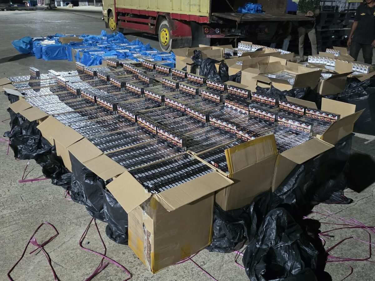 Sejumlah rokok ilegal yang diamankan Bea Cukai. Foto:ist
